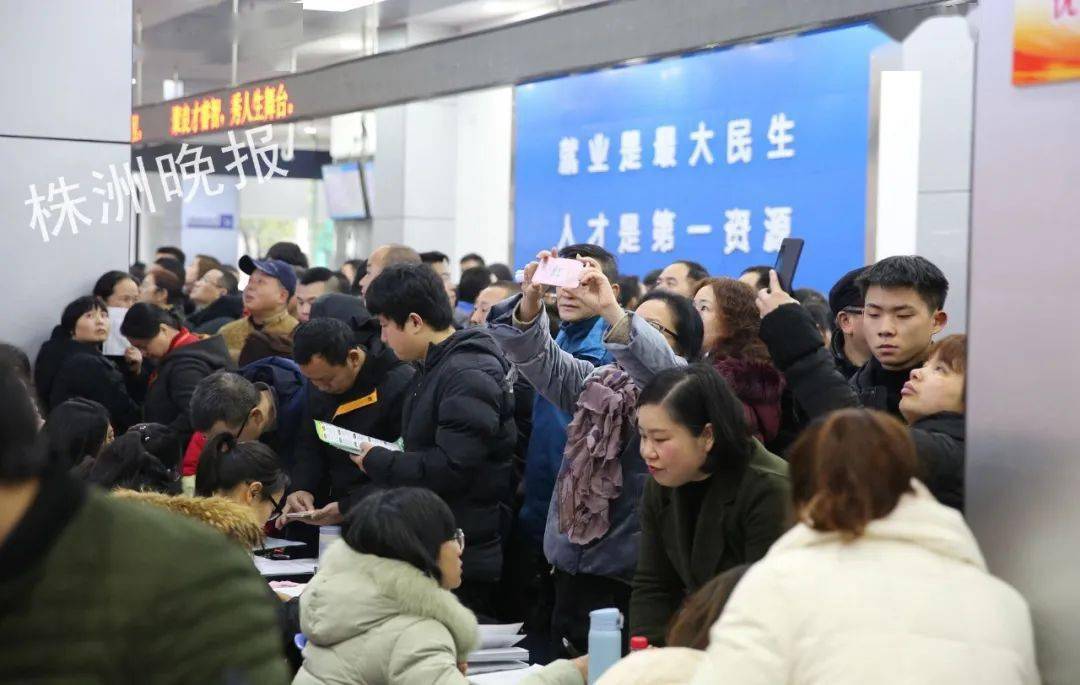 株洲保姆招聘，专业照顾，温暖家庭之选